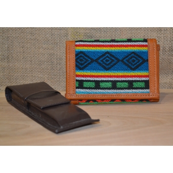 Portfel skórzany brązowy męski  z andyjskim etnicznym haftem.